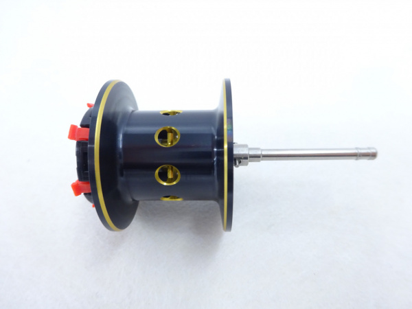 13メタニウム 純正スプール組